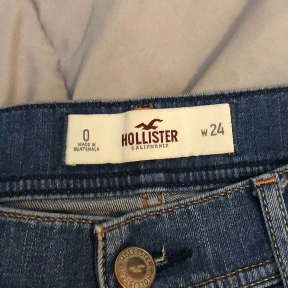 Hollister jean shorts - Picture 2 of 3